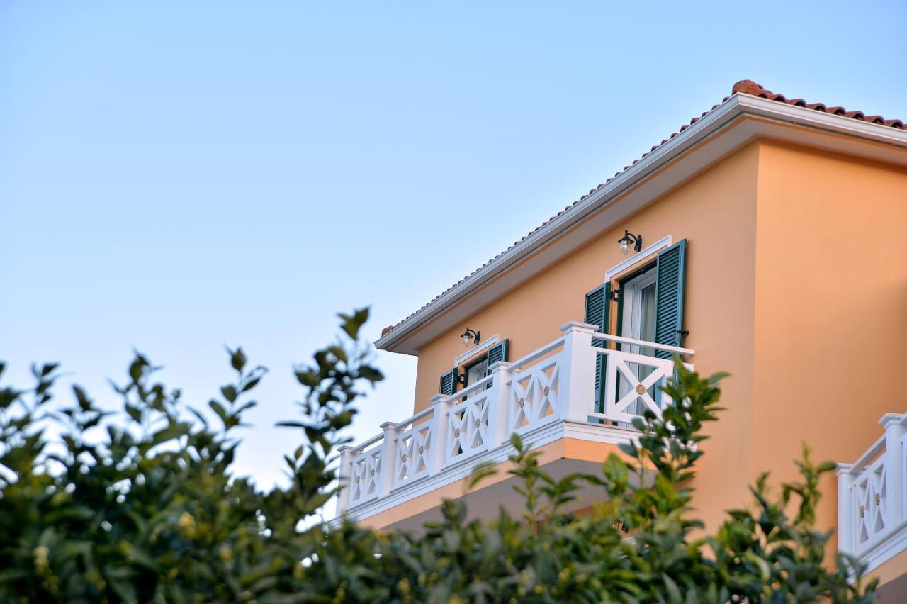 Villa Reverenza Ликсури Экстерьер фото